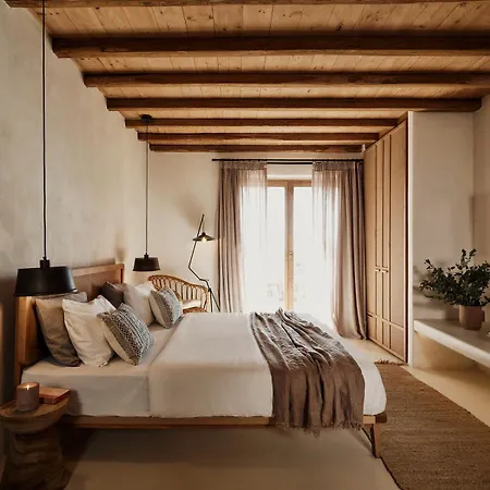 The Wild By Interni Калафатис