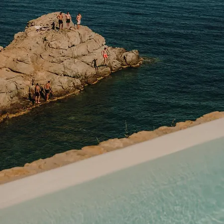 Ξενοδοχείο The Wild By Interni 5*